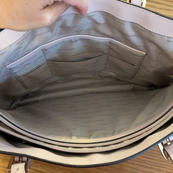 Blush Pink MK purse - Picture 4 of 11